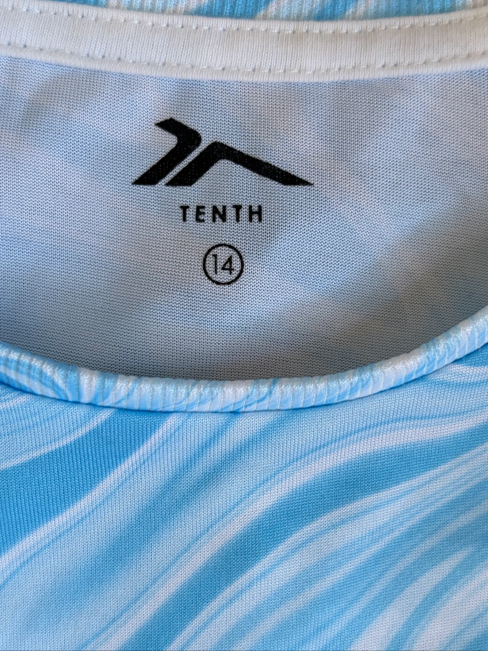 Camiseta leve efeito mármore azul/branco – photo 2